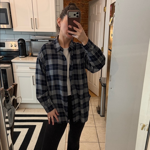 Banana republic plaid button up shirt - Picture 2 of 4